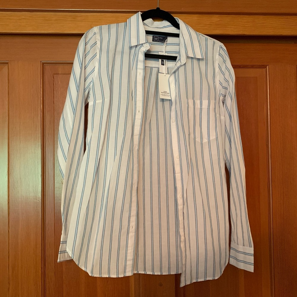 GAP Fitted Boyfriend Shirt - S/Tall